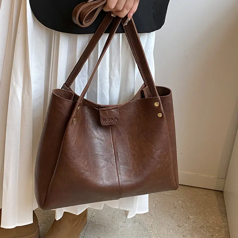 Brown Leather Retro Commuter Tote Bag 2024