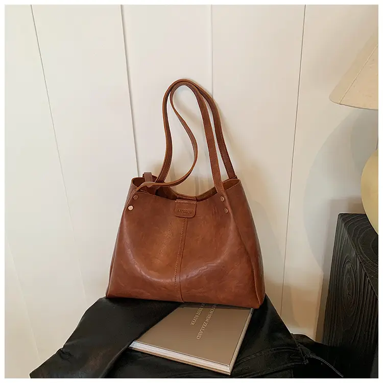 Brown Leather Retro Commuter Tote Bag 2024 — feature 26