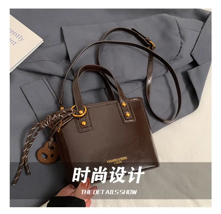 2025 Women's Square Black Shoulder Crossbody Bag with Pendants — feature 14