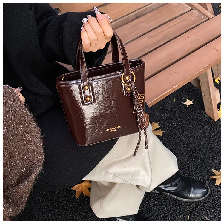 2025 Women's Square Black Shoulder Crossbody Bag with Pendants — feature 17