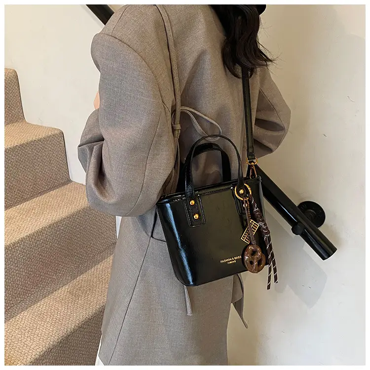 2025 Women's Square Black Shoulder Crossbody Bag with Pendants — feature 38