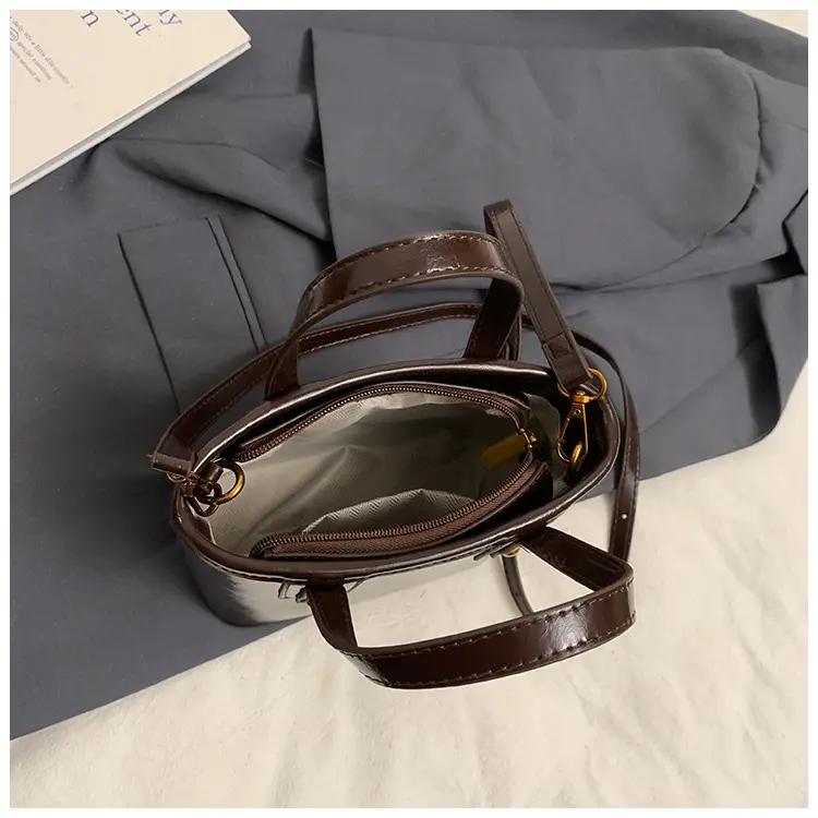 2025 Women's Square Black Shoulder Crossbody Bag with Pendants — feature 42