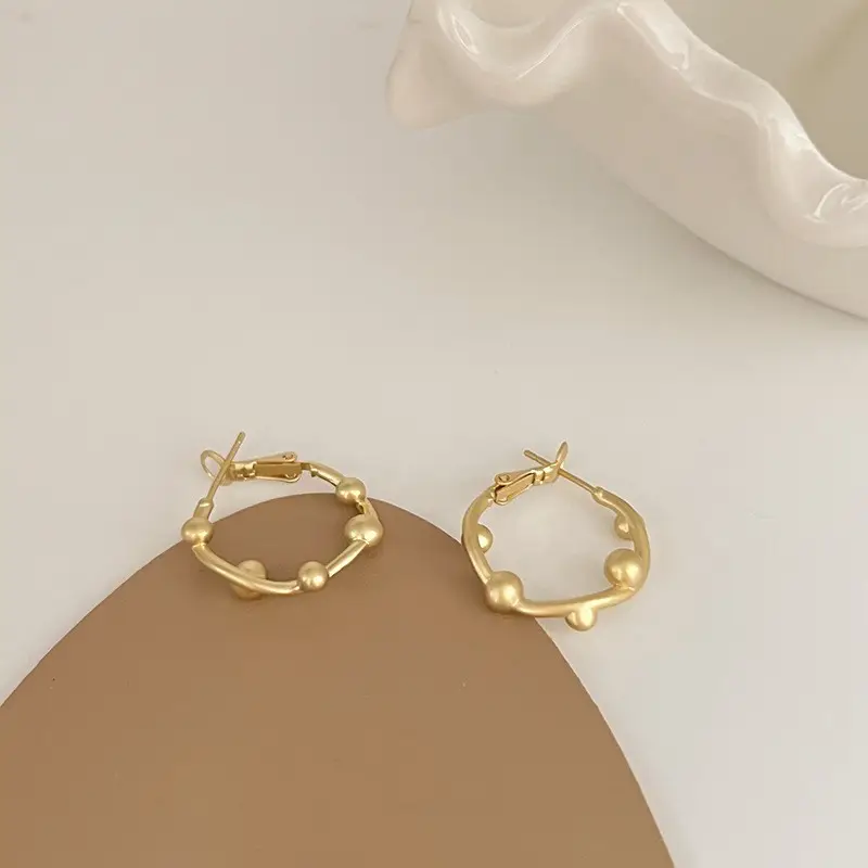 Golden Ring Ear Ring Women's 2024 New Explosive Ear Buckle Light Luxury Advanced Ear Ring Earrings Autumn and Winter Ring Earrings — feature 31