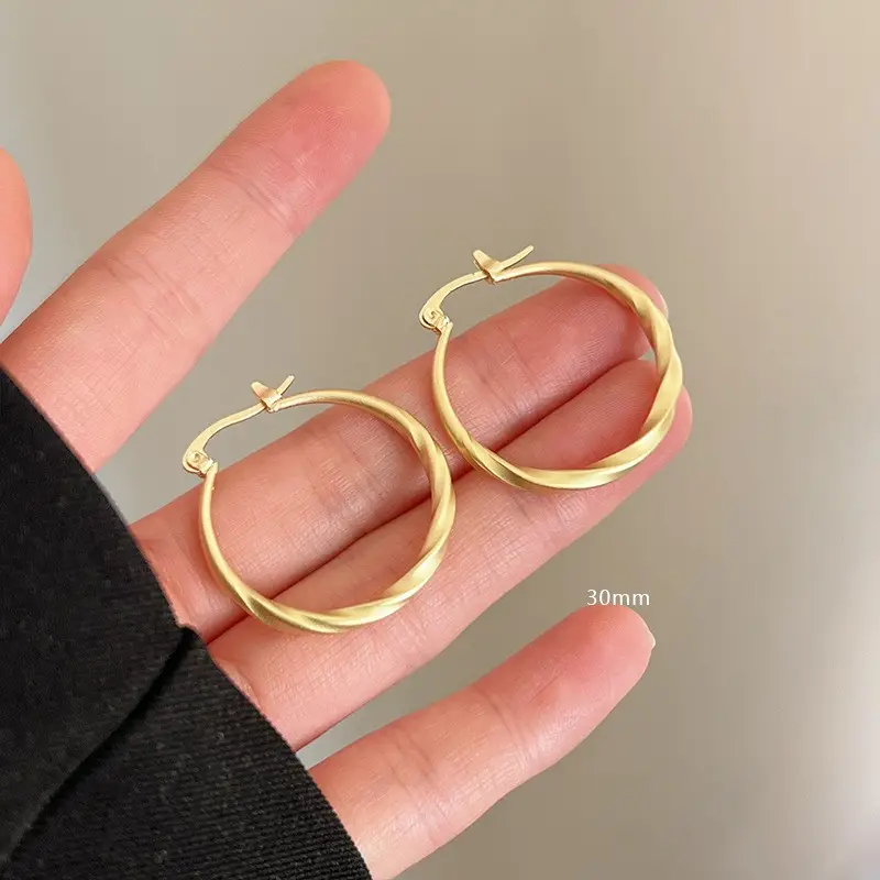 Golden Ring Ear Ring Women's 2024 New Explosive Ear Buckle Light Luxury Advanced Ear Ring Earrings Autumn and Winter Ring Earrings — feature 35