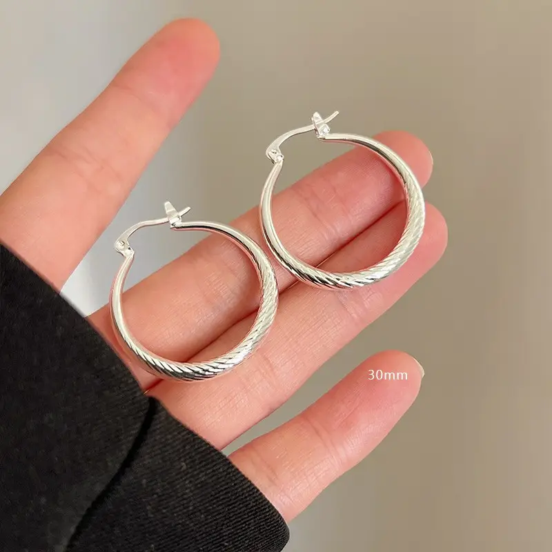 Golden Ring Ear Ring Women's 2024 New Explosive Ear Buckle Light Luxury Advanced Ear Ring Earrings Autumn and Winter Ring Earrings — feature 38