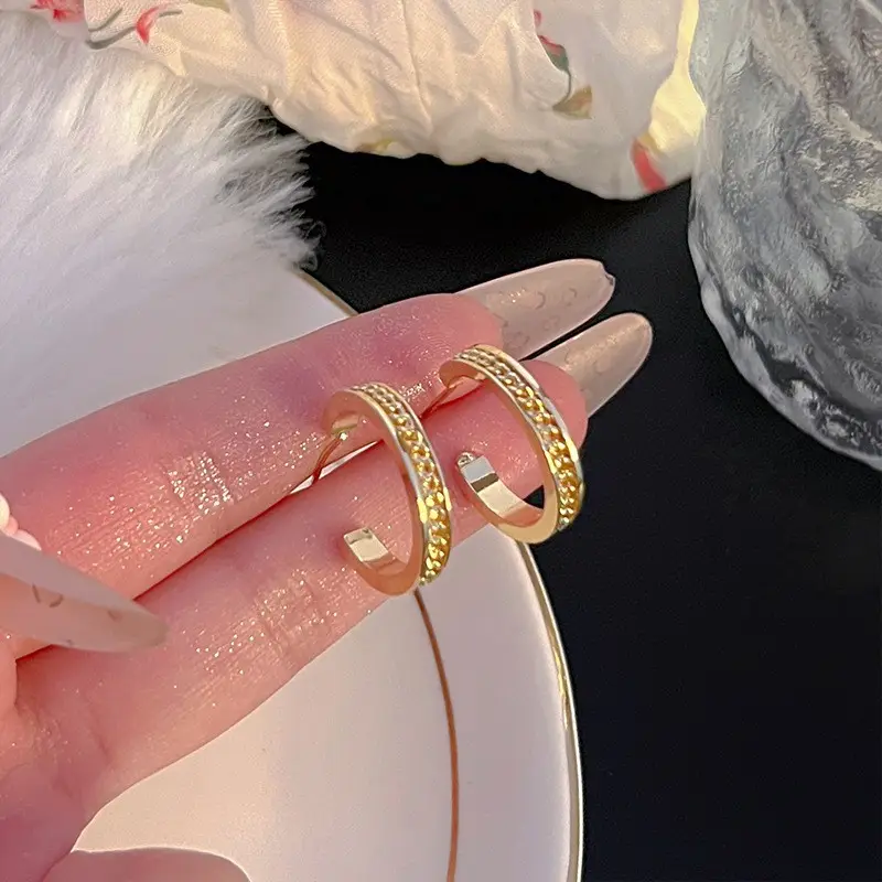 Golden Ring Ear Ring Women's 2024 New Explosive Ear Buckle Light Luxury Advanced Ear Ring Earrings Autumn and Winter Ring Earrings — feature 41