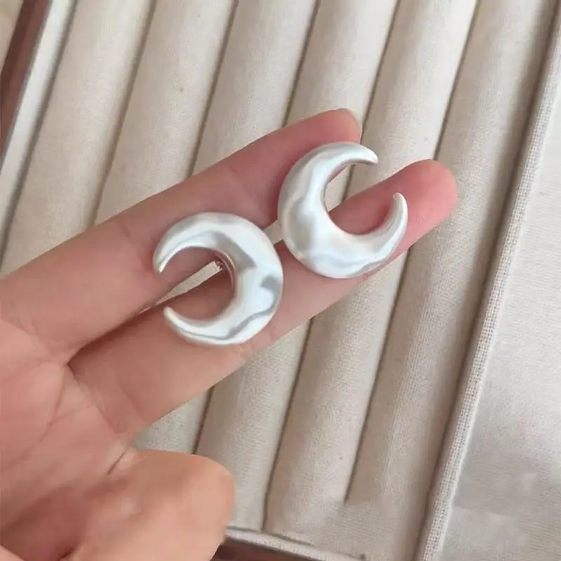 Golden Ring Ear Ring Women's 2024 New Explosive Ear Buckle Light Luxury Advanced Ear Ring Earrings Autumn and Winter Ring Earrings