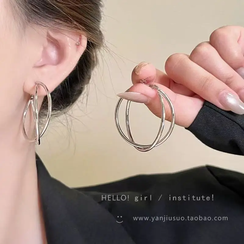 Golden Ring Ear Ring Women's 2024 New Explosive Ear Buckle Light Luxury Advanced Ear Ring Earrings Autumn and Winter Ring Earrings