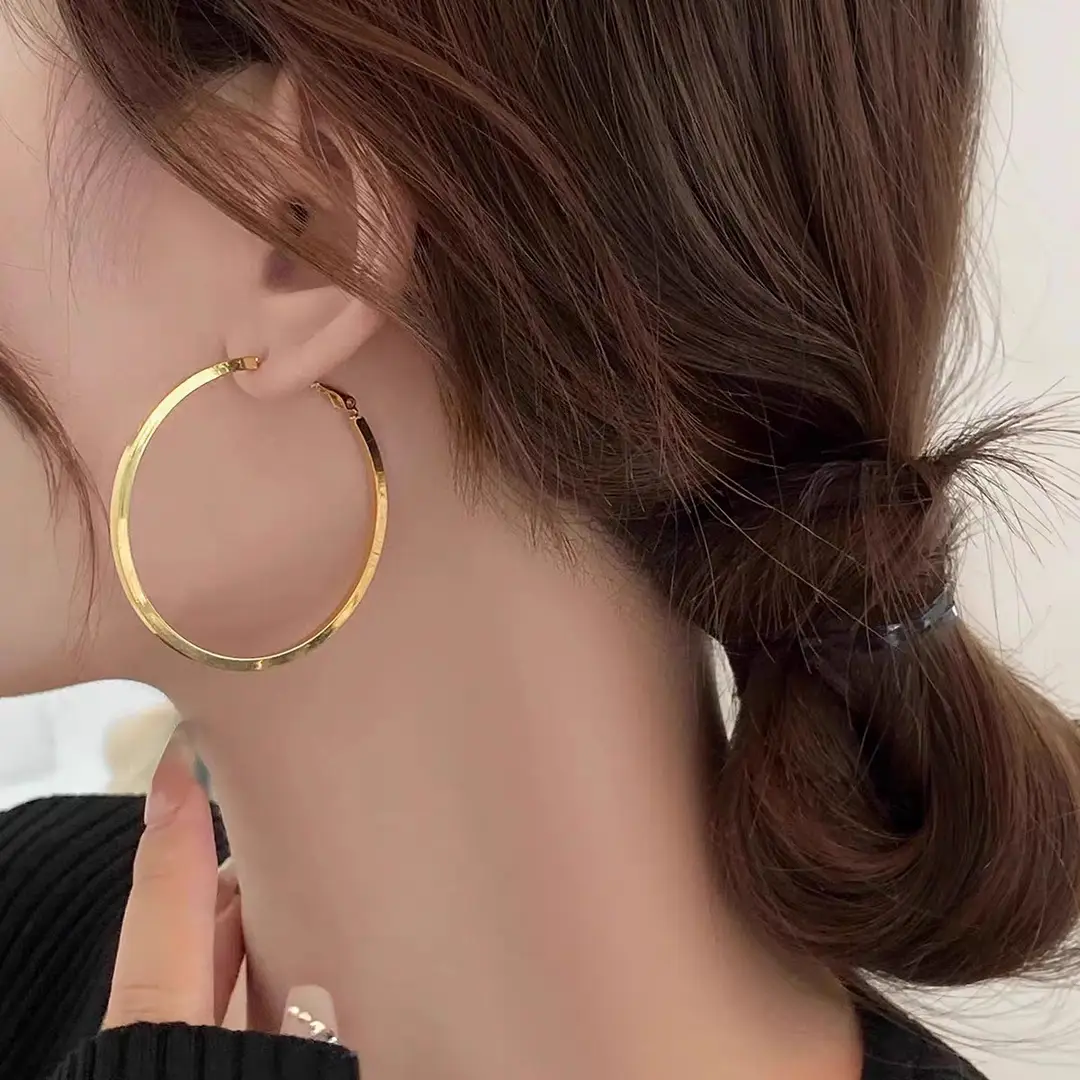 Golden Ring Ear Ring Women's 2024 New Explosive Ear Buckle Light Luxury Advanced Ear Ring Earrings Autumn and Winter Ring Earrings