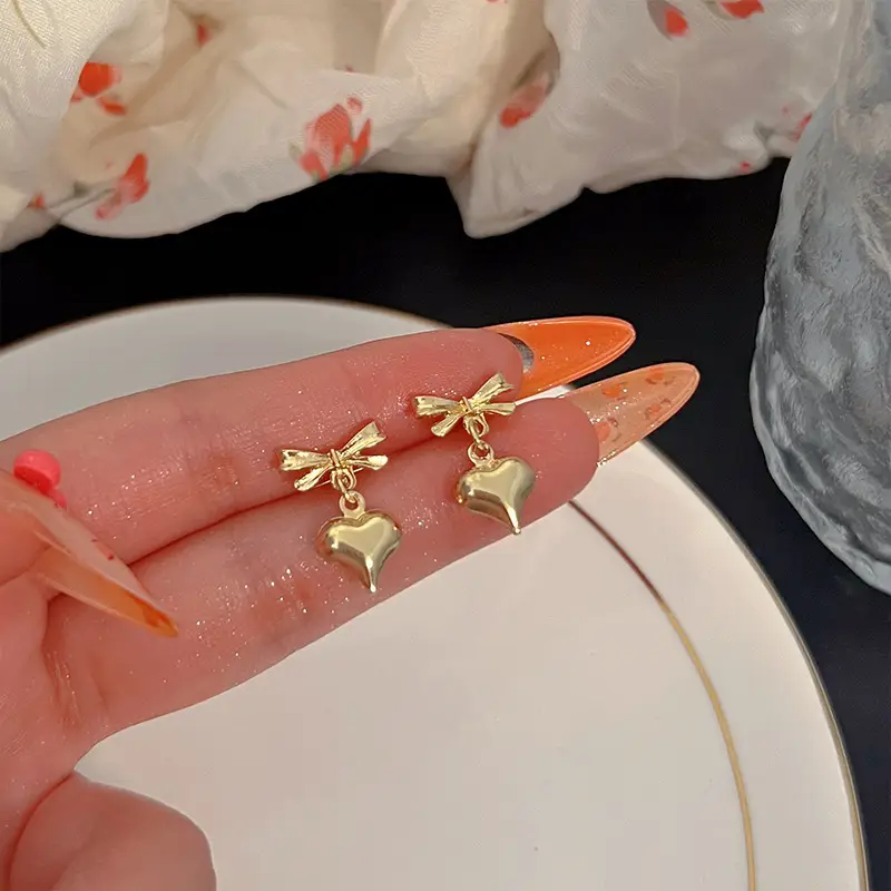 Golden Ring Ear Ring Women's 2024 New Explosive Ear Buckle Light Luxury Advanced Ear Ring Earrings Autumn and Winter Ring Earrings