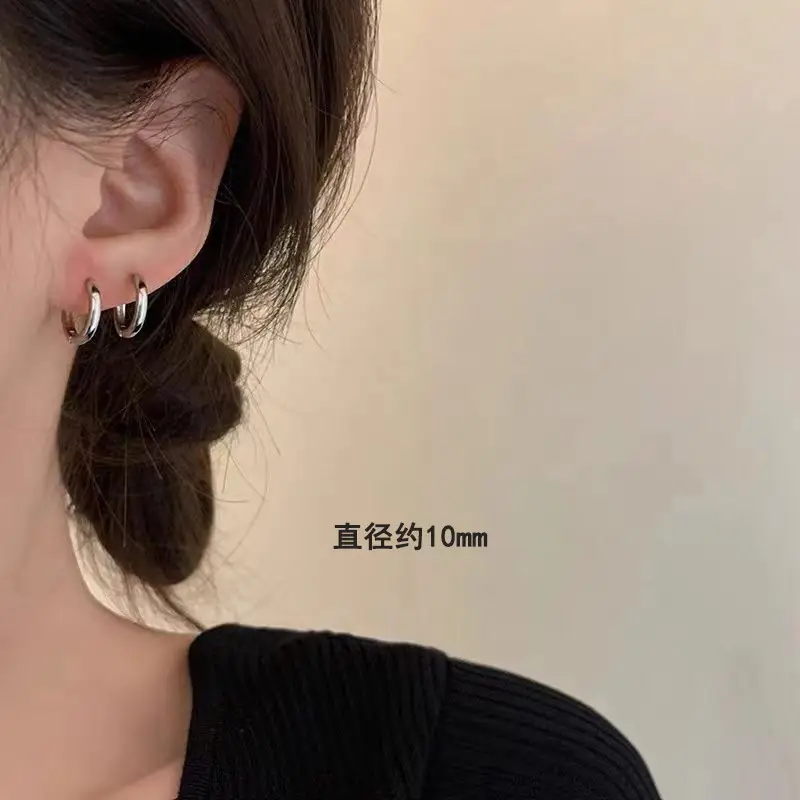 Golden Ring Ear Ring Women's 2024 New Explosive Ear Buckle Light Luxury Advanced Ear Ring Earrings Autumn and Winter Ring Earrings