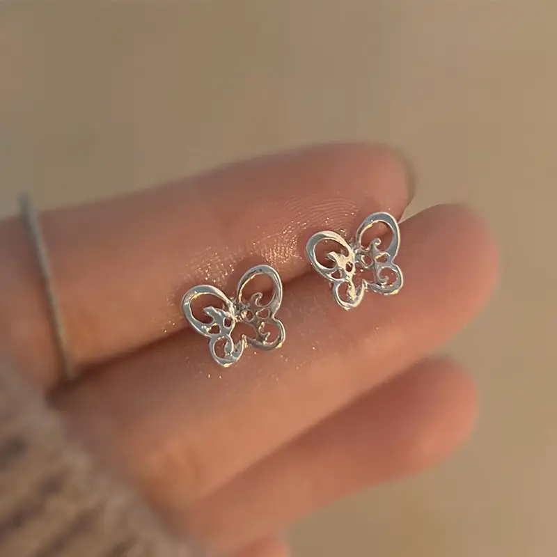Golden Ring Ear Ring Women's 2024 New Explosive Ear Buckle Light Luxury Advanced Ear Ring Earrings Autumn and Winter Ring Earrings