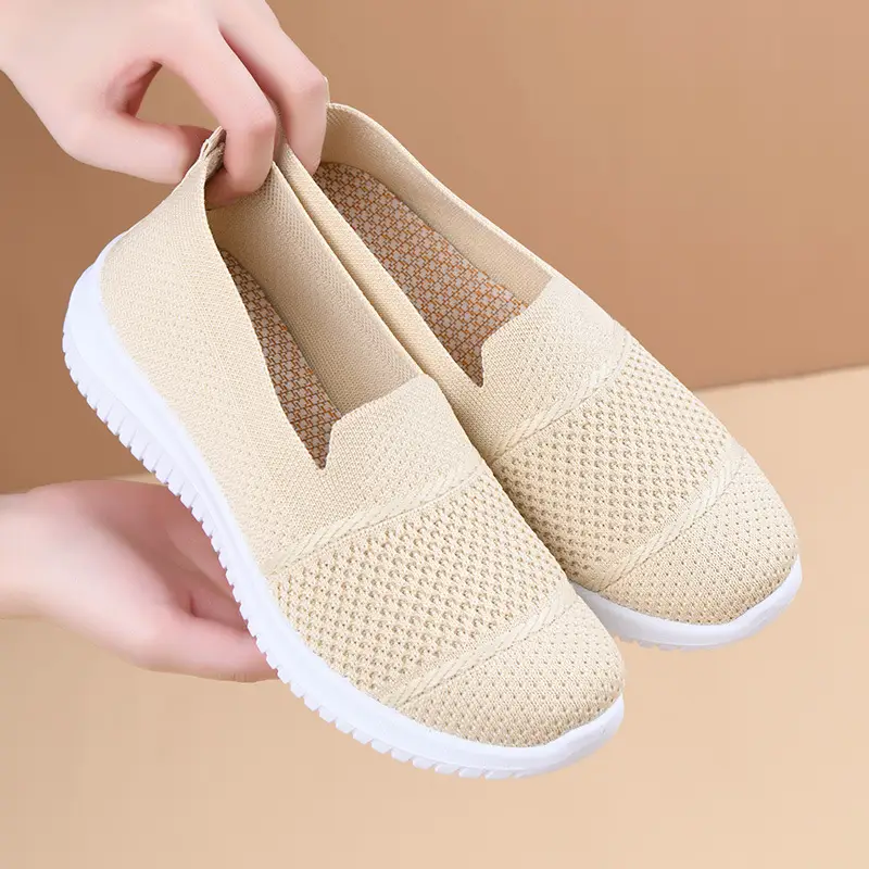 Cross-Border Foreign Trade Women's Shoes New Large Size Breathable Fly Woven Shoes Flat Work Shoes Mesh Shoes Women's Casual Shoes - Image 9