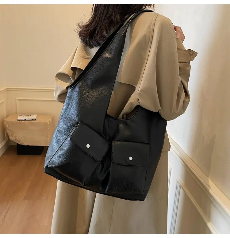 Black Leather Retro Shoulder Bag for Women 2024 — feature 15
