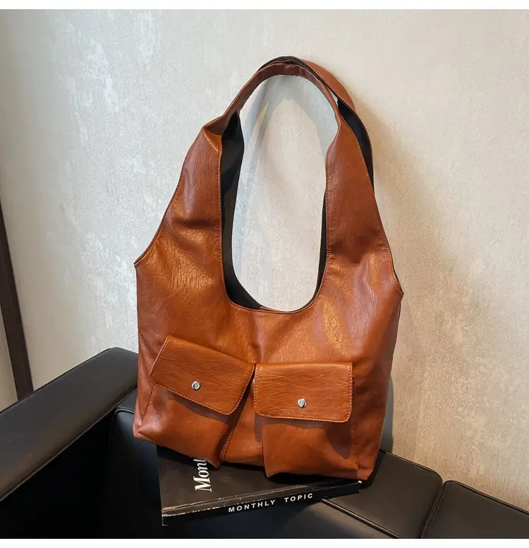 Black Leather Retro Shoulder Bag for Women 2024 — feature 25