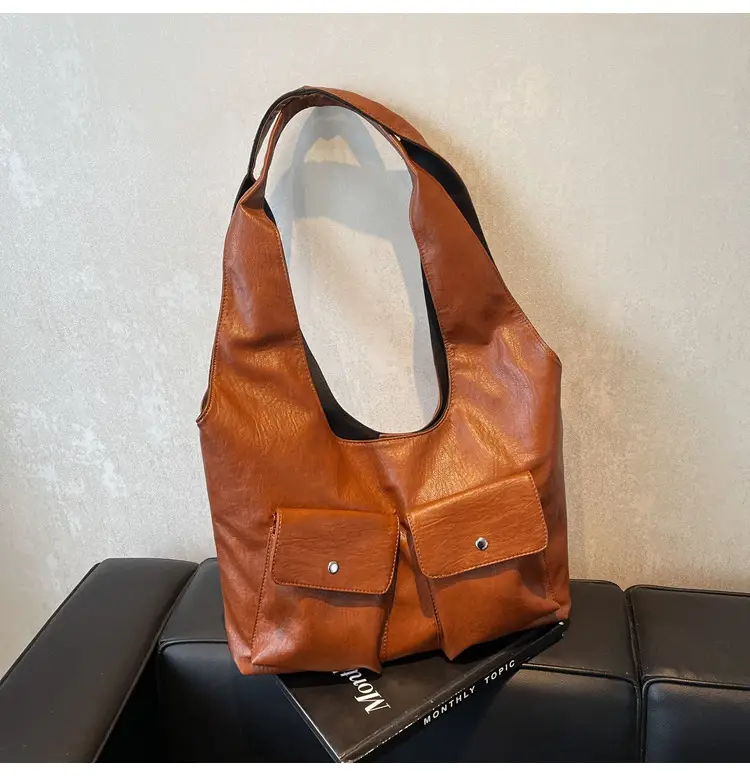 Black Leather Retro Shoulder Bag for Women 2024 — feature 26