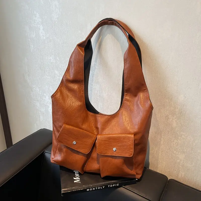 Black Leather Retro Shoulder Bag for Women 2024 - Image 2