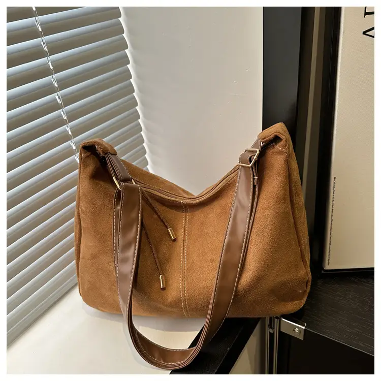 2024 Winter Texturized Retro Shoulder Bag Women — feature 11