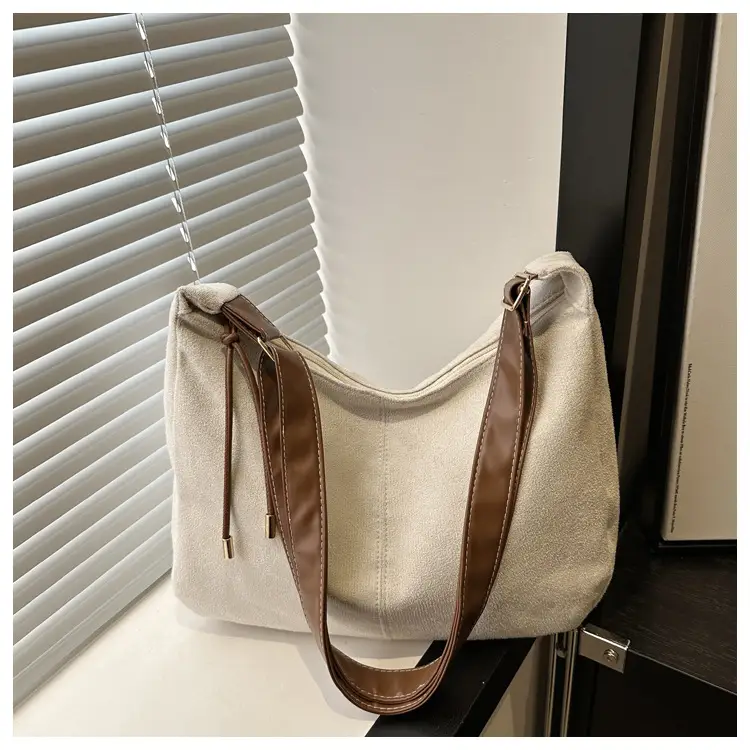 2024 Winter Texturized Retro Shoulder Bag Women — feature 15