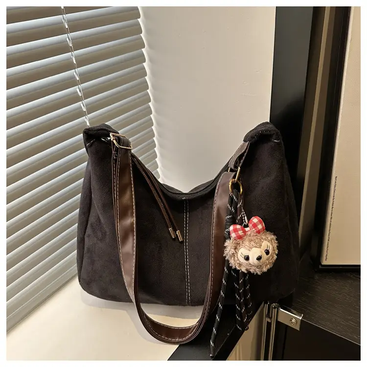 2024 Winter Texturized Retro Shoulder Bag Women — feature 16