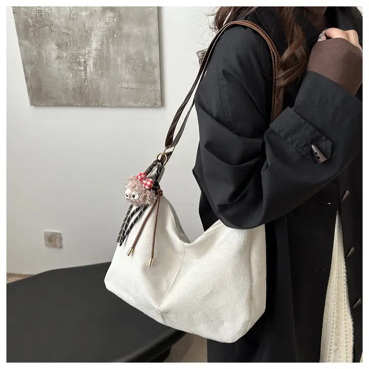 2024 Winter Texturized Retro Shoulder Bag Women — feature 20