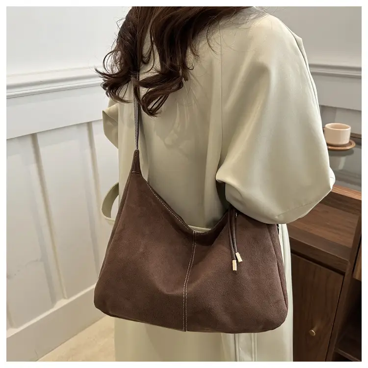 2024 Winter Texturized Retro Shoulder Bag Women — feature 35