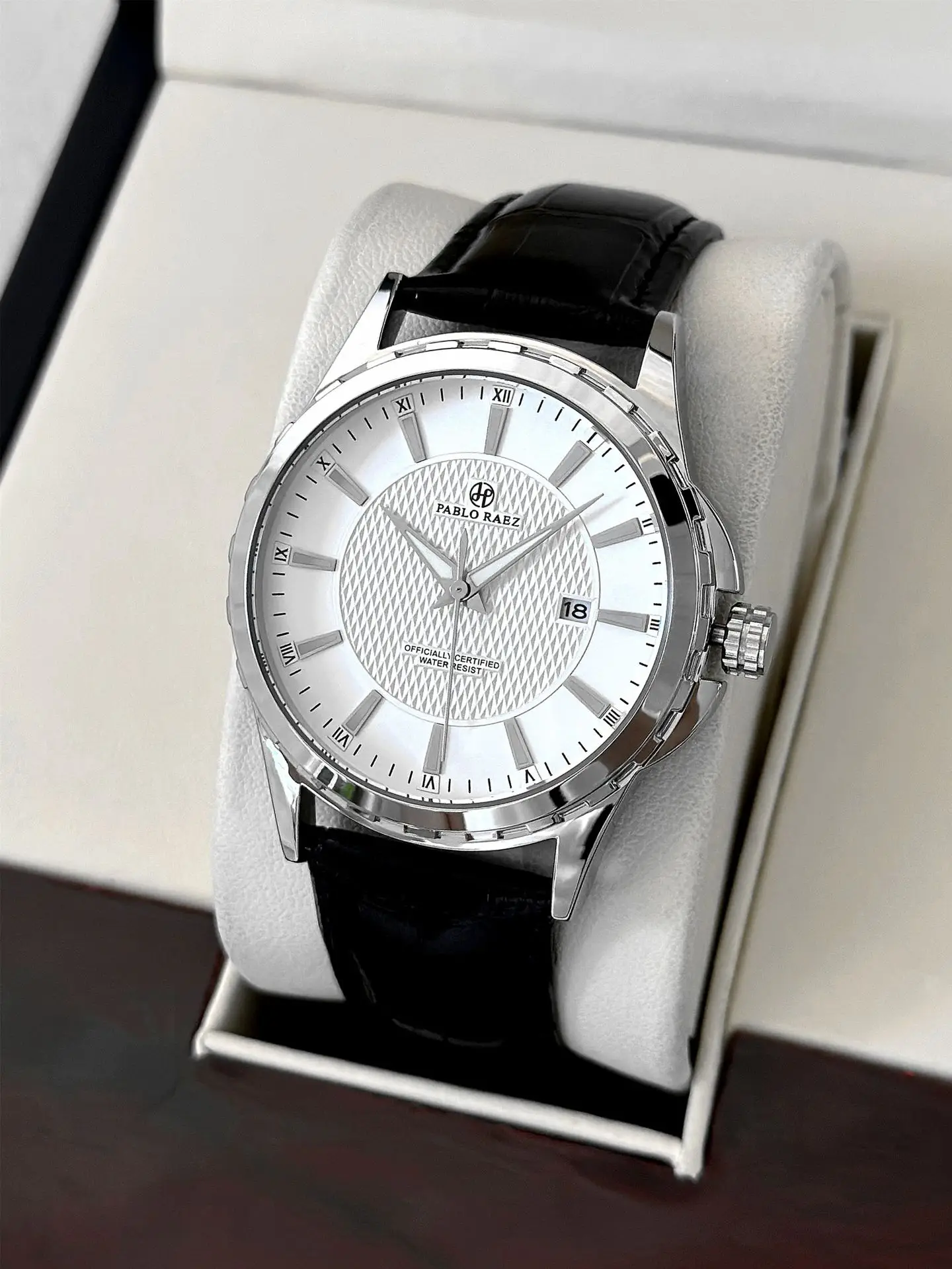 Men's Black Dial Quartz Watch with Black Strap — feature 17