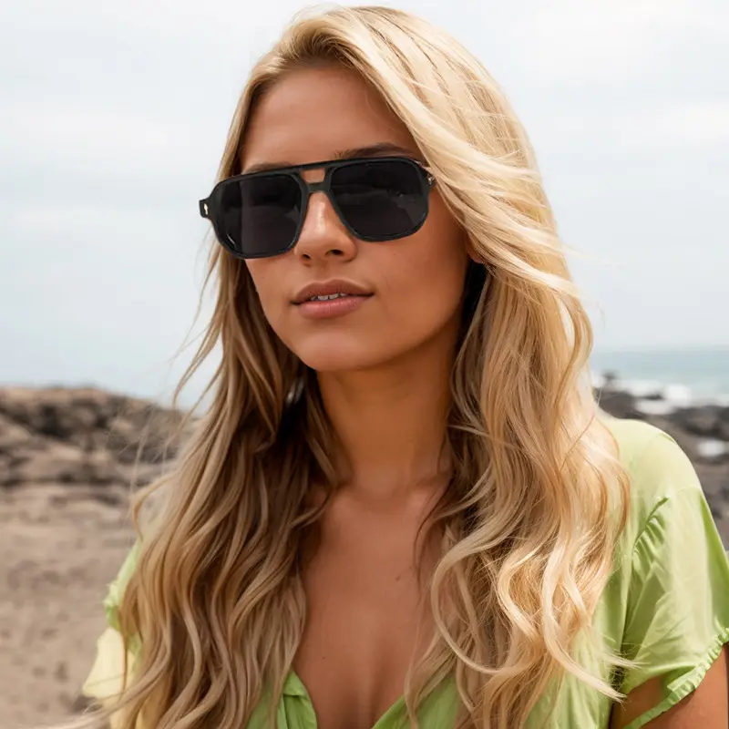 Men's Black Pilot Sunglasses with Gold Accents - Image 8