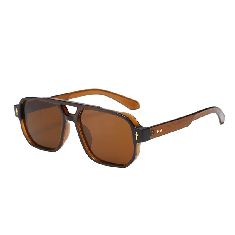 Men's Black Pilot Sunglasses with Gold Accents - Image 2