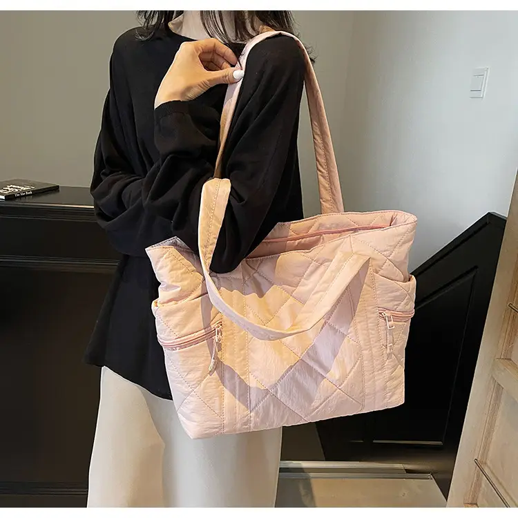 Women's Quilted Nylon Shoulder Bag Large Capacity Tan — feature 43