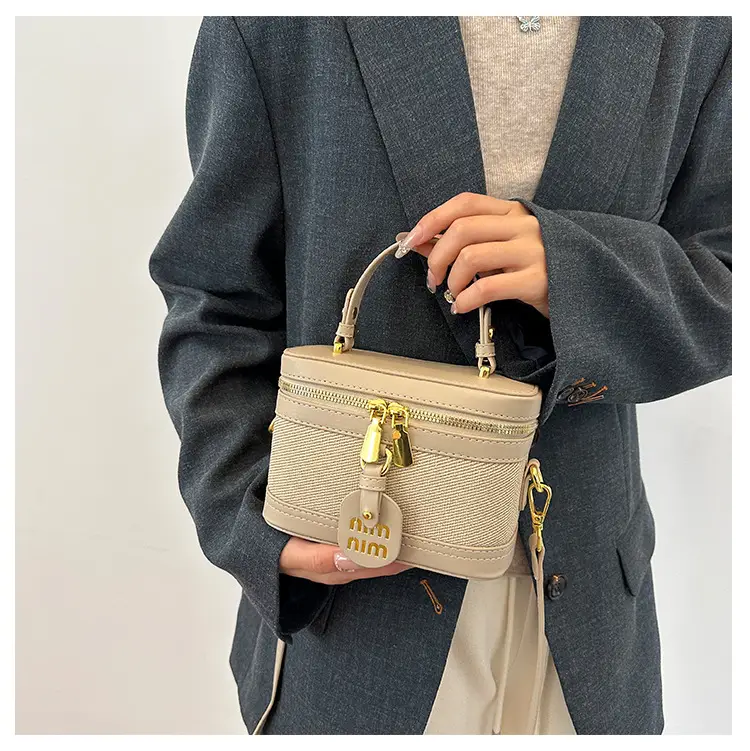 Retro Satchel Bag Black Beige Gold Zipper Handle — feature 36