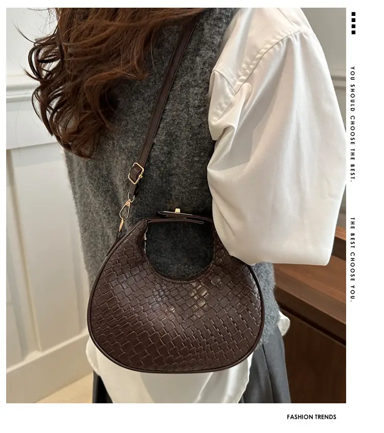 Black Woven Round Shoulder Bag for Women 2024 — feature 1