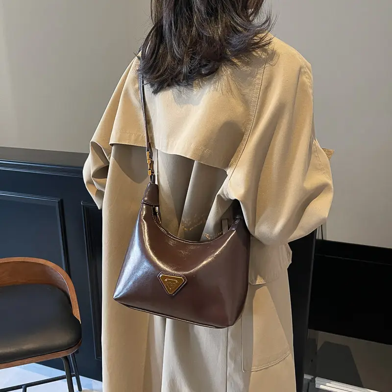 Women's Brown Square Shoulder Bag with Gold Clasp - Image 7