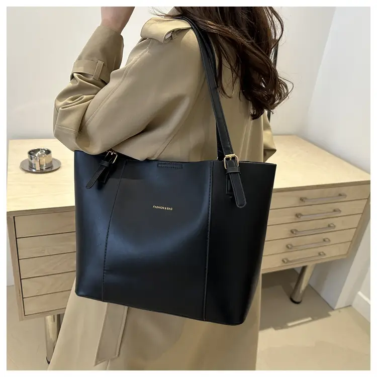 Vintage Style Shoulder Tote Bag Brown Beige 2024 Winter — feature 11