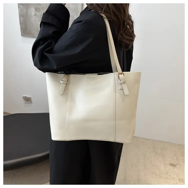 Vintage Style Shoulder Tote Bag Brown Beige 2024 Winter — feature 17