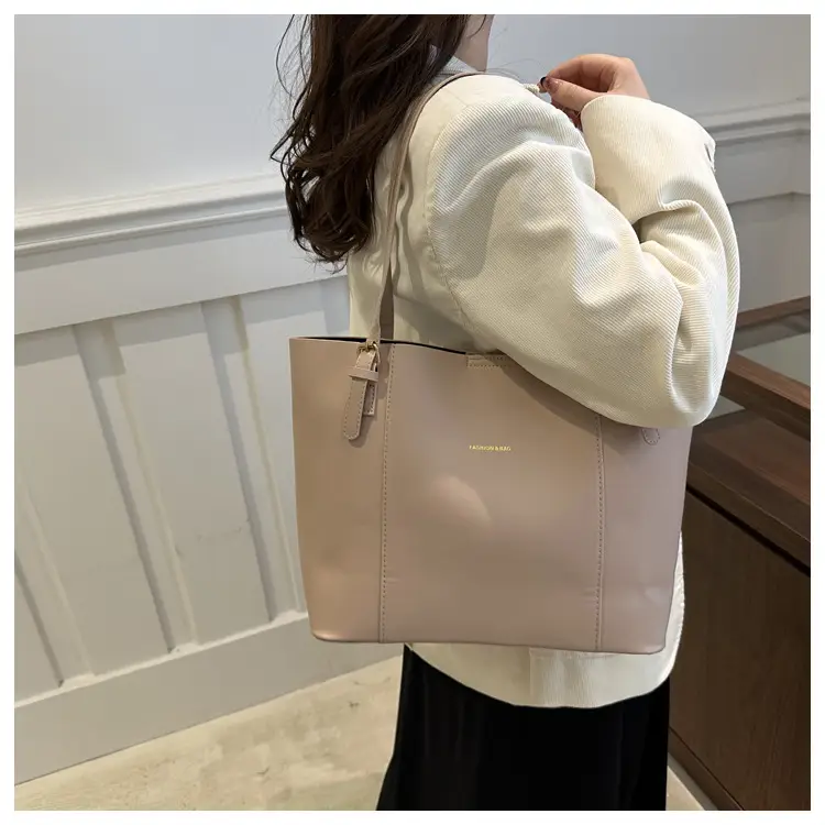 Vintage Style Shoulder Tote Bag Brown Beige 2024 Winter — feature 20