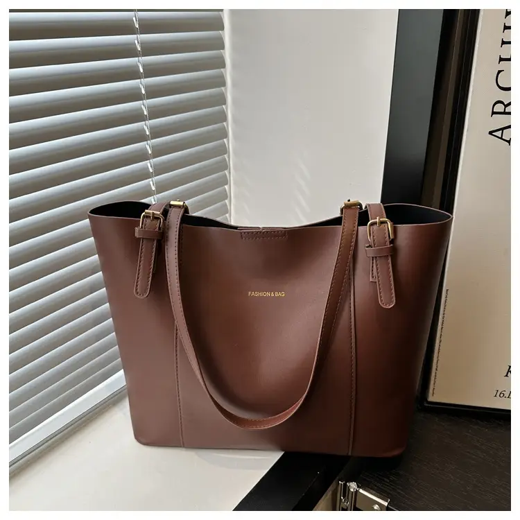 Vintage Style Shoulder Tote Bag Brown Beige 2024 Winter - Image 4