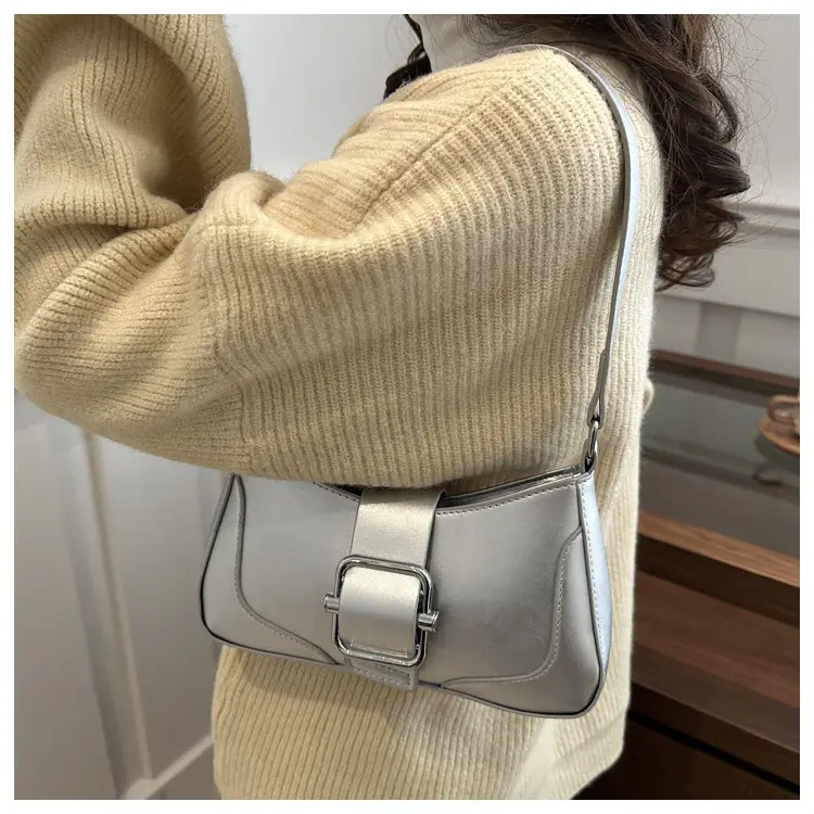 Brown Leather Shoulder Bag with Buckle Closure — feature 20