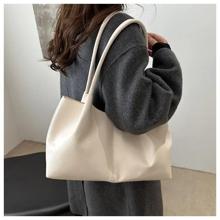 Silver Spliced Tote Bag Large Capacity Daily Commuter — feature 12