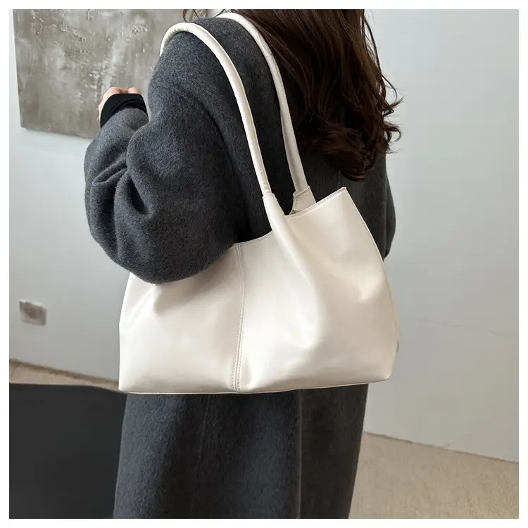 Silver Spliced Tote Bag Large Capacity Daily Commuter — feature 13