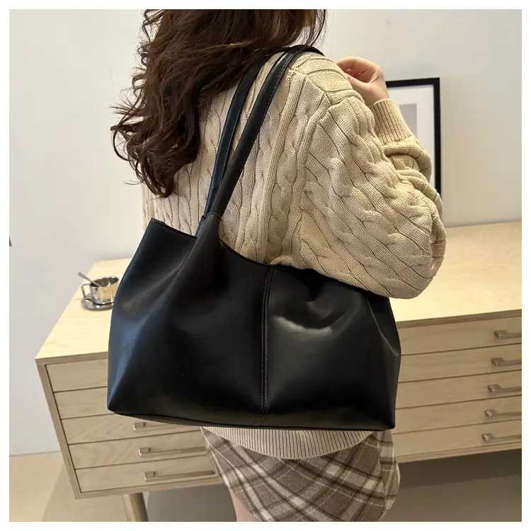 Silver Spliced Tote Bag Large Capacity Daily Commuter — feature 17