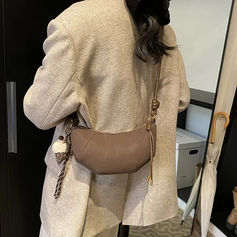 Retro Casual Shoulder Bag Women 2025 New Autumn Trendy All-Match - Image 9