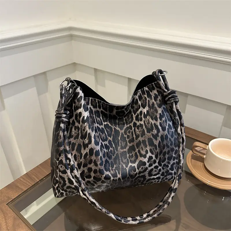Women Leopard Print Shoulder Bag 2024 Winter New