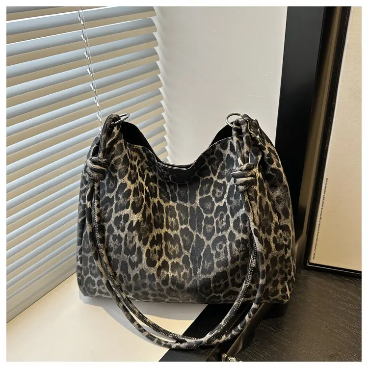 Women Leopard Print Shoulder Bag 2024 Winter New — feature 25