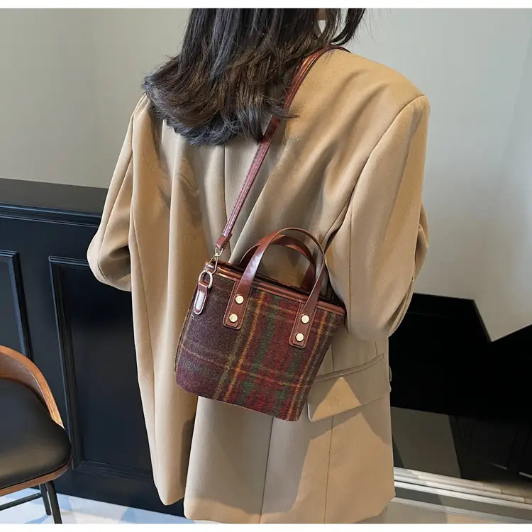 Vintage Plaid Shoulder Bag for Women 2024 — feature 13