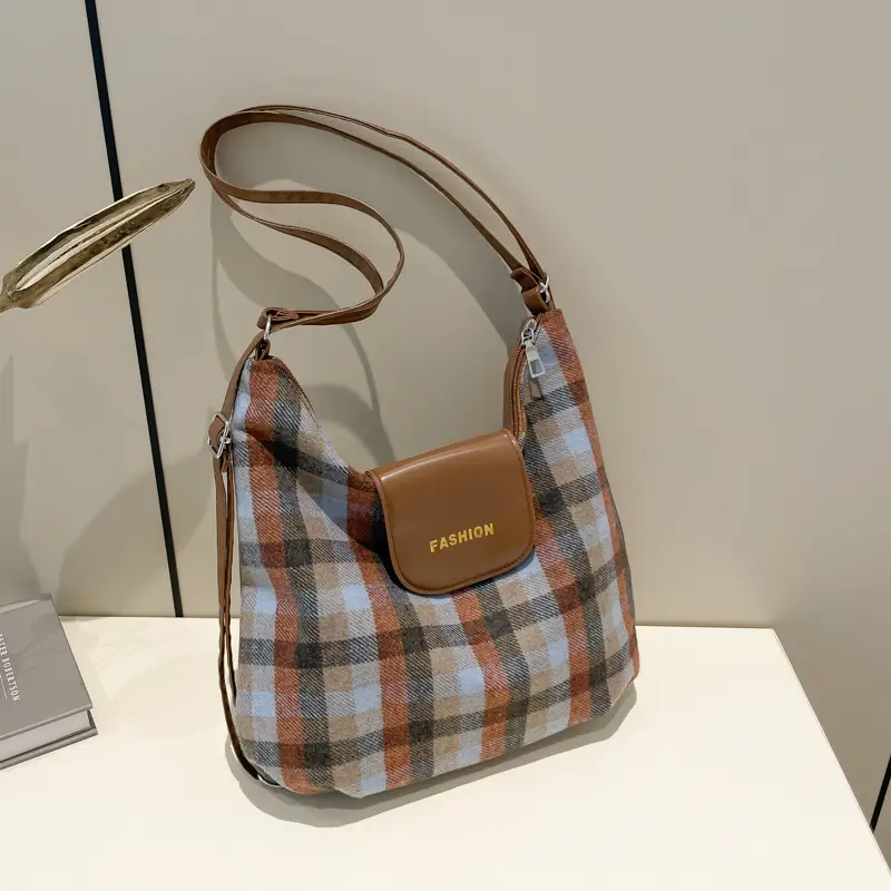 Winter Plaid Textured Shoulder Crossbody Bag Large Capacity - Image 3