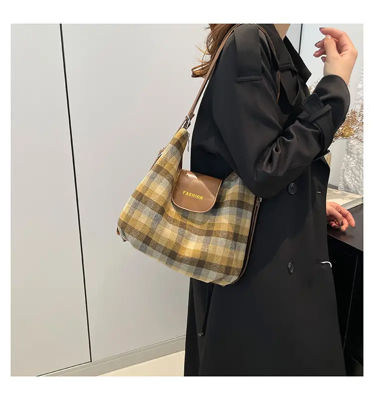 Winter Plaid Textured Shoulder Crossbody Bag Large Capacity — feature 14