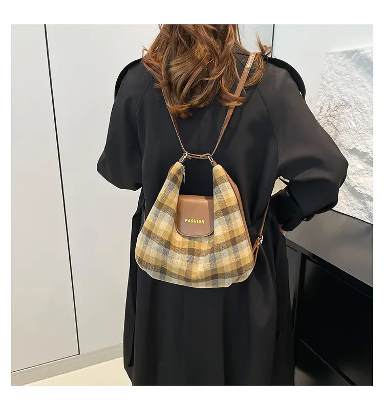 Winter Plaid Textured Shoulder Crossbody Bag Large Capacity — feature 19