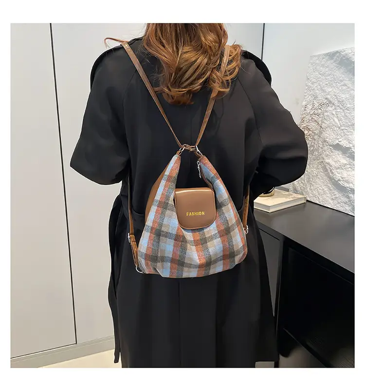 Winter Plaid Textured Shoulder Crossbody Bag Large Capacity — feature 25