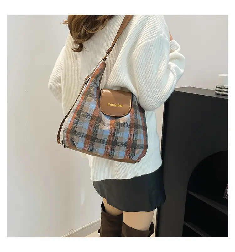 Winter Plaid Textured Shoulder Crossbody Bag Large Capacity — feature 29